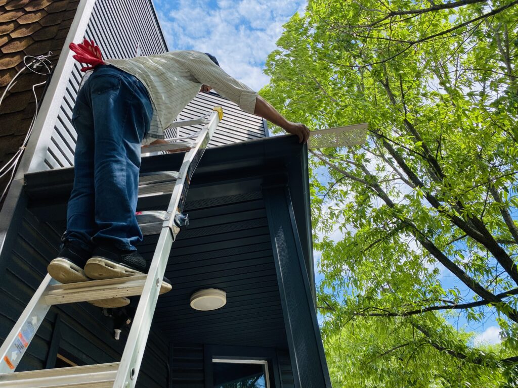 Gutter Cleaning Astoria